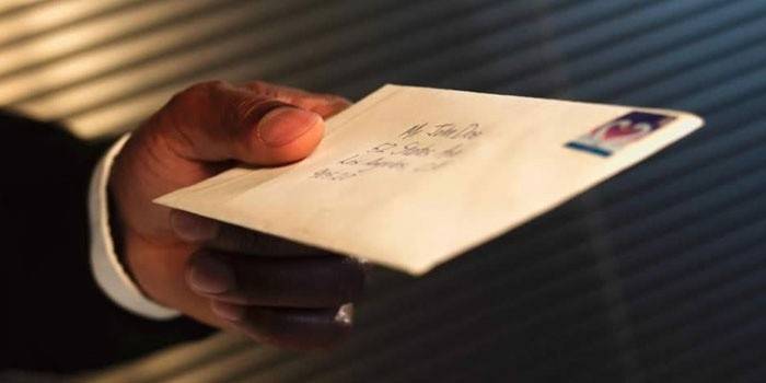 Carta em um envelope