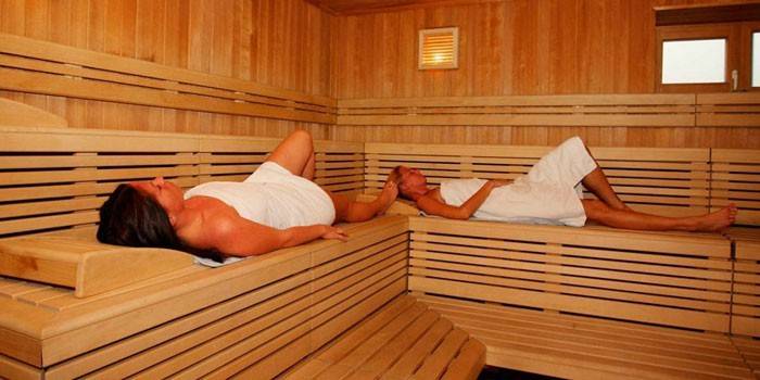 Meninas na sauna