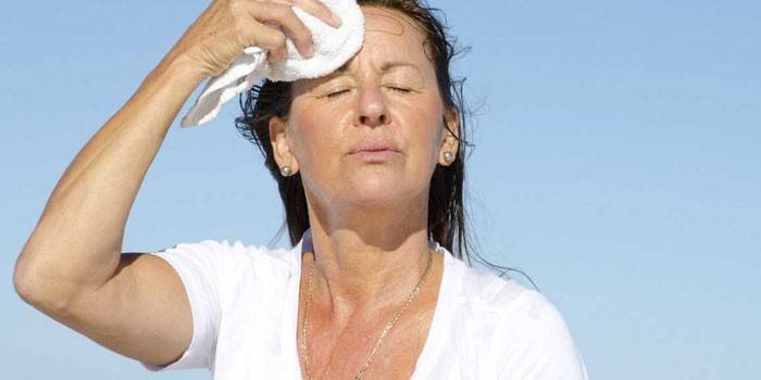 Hace calor para una mujer