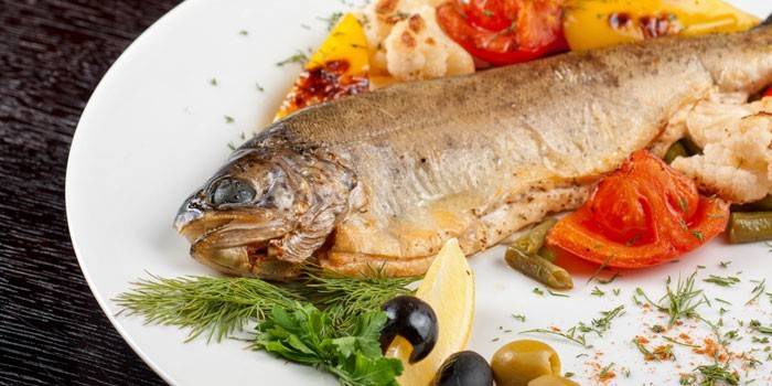 Peixe recheado com queijo
