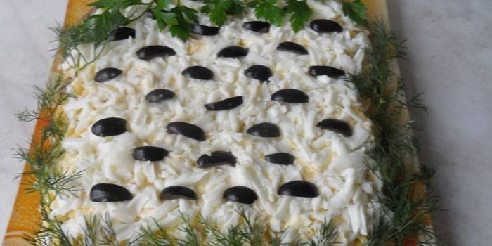 Biela breza s jablkami