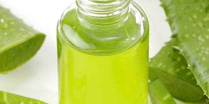 Šťava z aloe vera vo fľaši