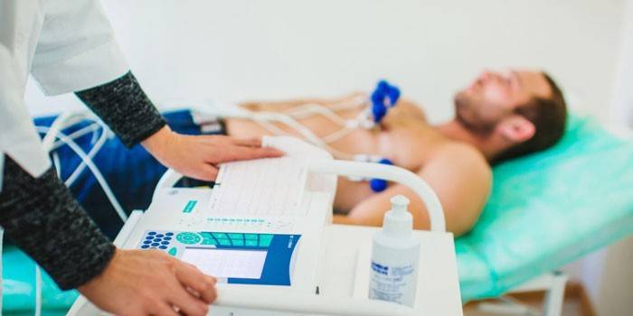 Elektrokardiogram serca dla mężczyzn