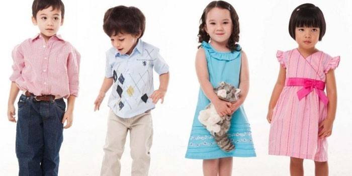 Meninas, menino, em, diferente, roupas