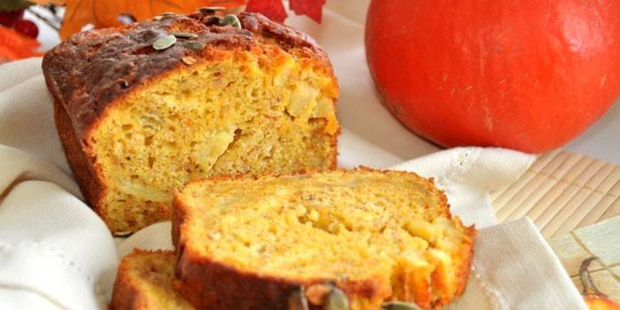 Cupcake com maçãs e abóbora