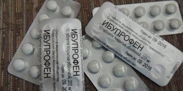 Pastillas de ibuprofeno en ampollas