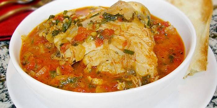 Pollo al tomate