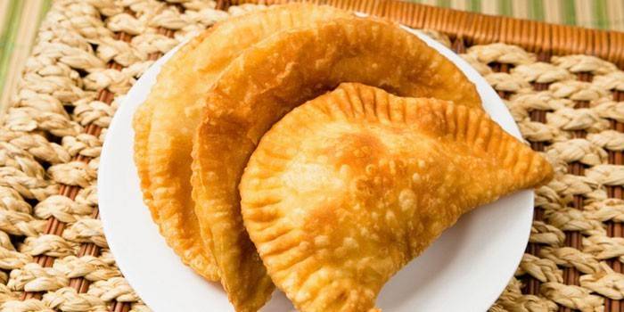 Empanadas preparadas en un plato