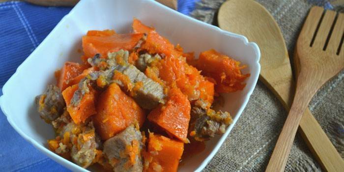 Estofado con rodajas de calabaza