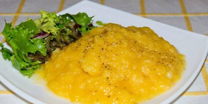 Puree z żółtego groszku