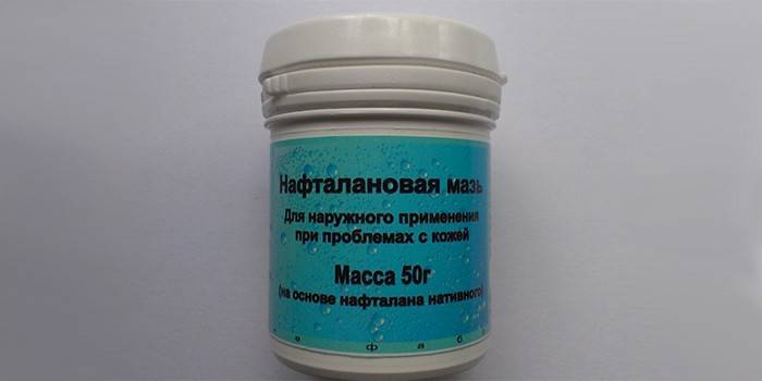 Tarro de ungüento de naftalan