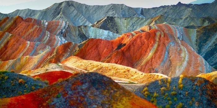 Farebné kamene Zhangye Dankxia