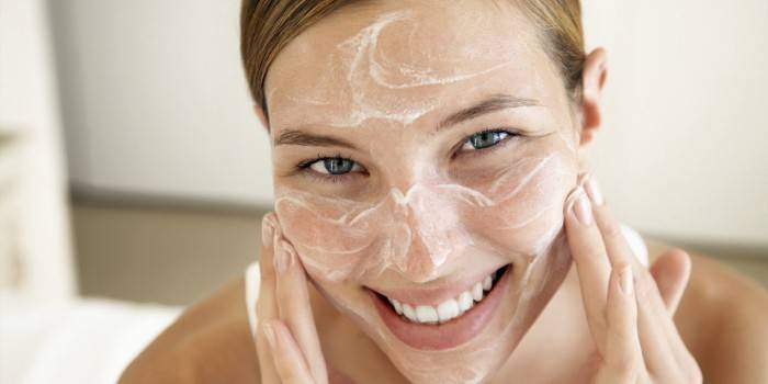 Peeling facial