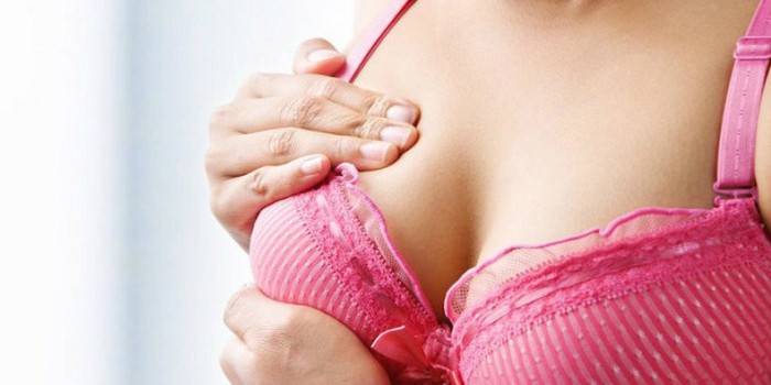 Mulher, fazendo, massagem peito, para, lactação