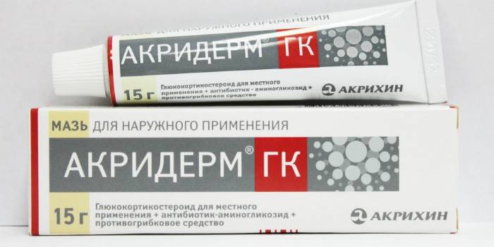 Pomada Akriderm GK