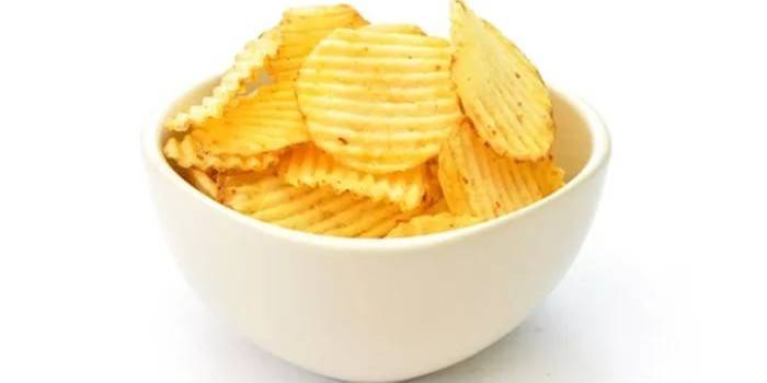 Batatas fritas em uma tigela