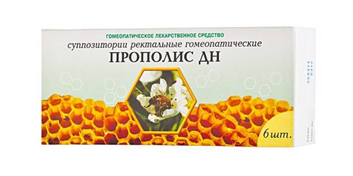 Czopki doodbytnicze Propolis DN w opakowaniu
