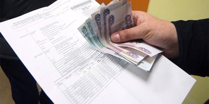 Narzędzia płatnicze i pieniądze w kasie