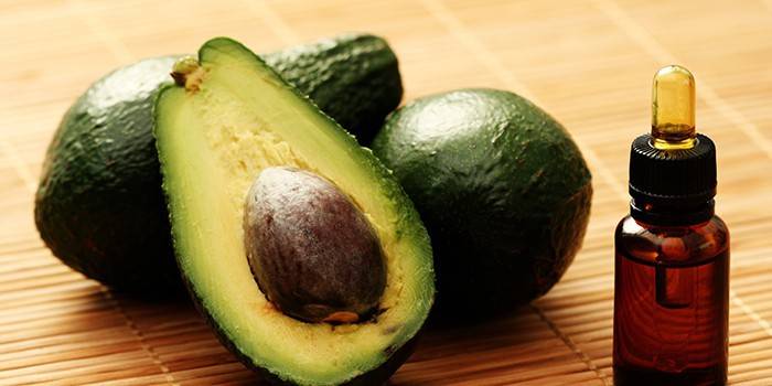 Frutas de abacate e bolha de óleo