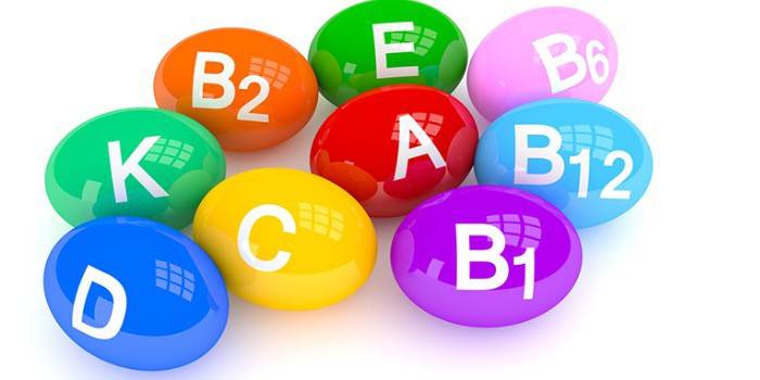 Bolas coloridas com ícones de vitaminas