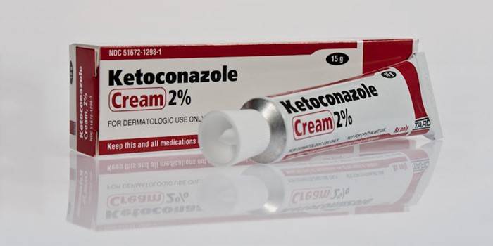 Krem ketokonazolowy w opakowaniu