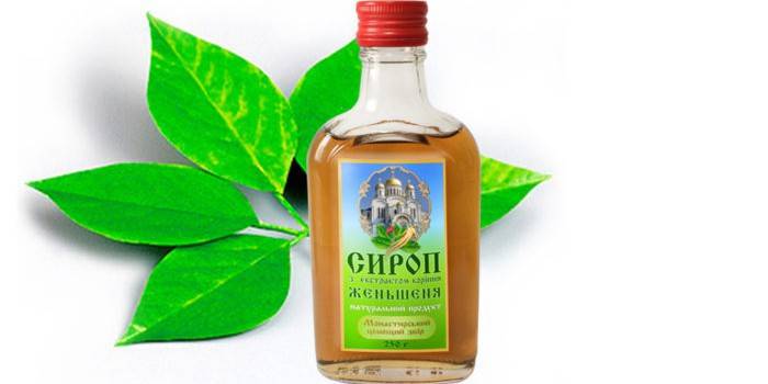 Xarope de raiz de ginseng em uma garrafa