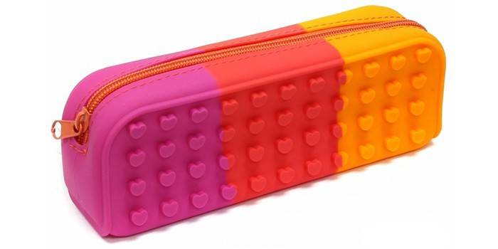 Modelo de silicone
