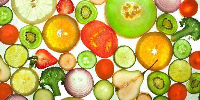 Frutas y verduras picadas