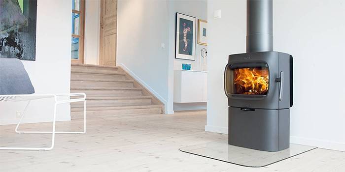 chimenea Jotul F 105
