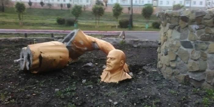 Monumento arruinado