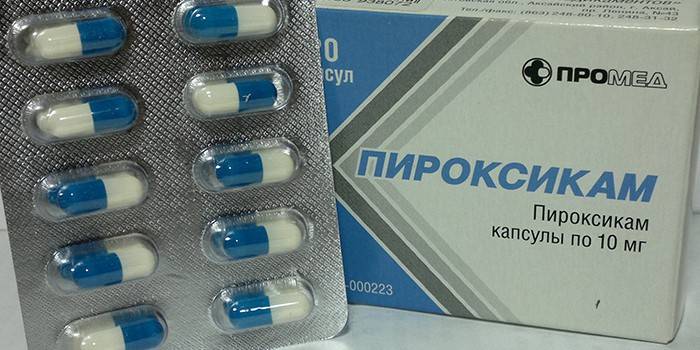 Piroxicam cápsulas por embalagem