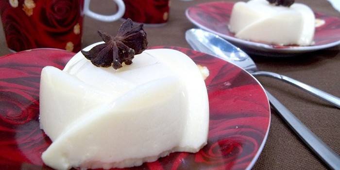 Kremowa Panacotta z Anyżem