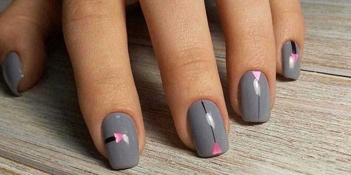 Unhas de gel curtas