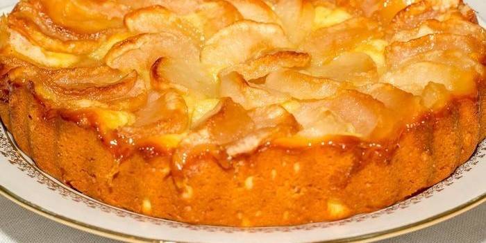 Viacfarebné Apple Charlotte
