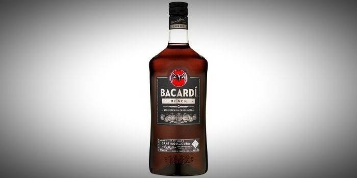 Bacardi preto