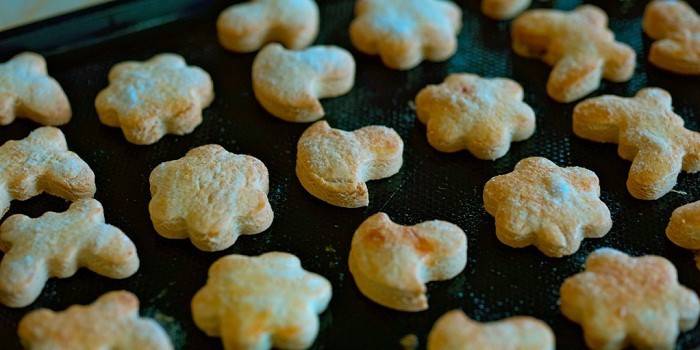 Kręcone na blasze do pieczenia