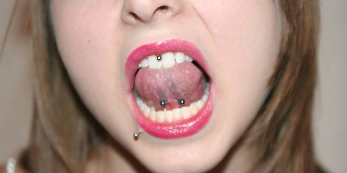 Piercing de língua