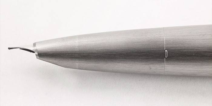 Ekskluzywne pióro wieczne Lamy 2000 F.