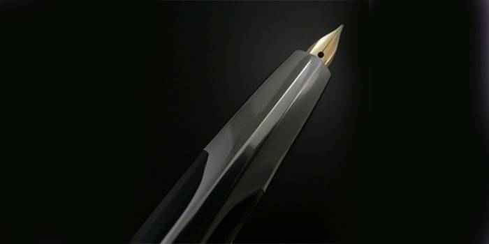 Oryginalne pióro wieczne Pilot Capless 14K