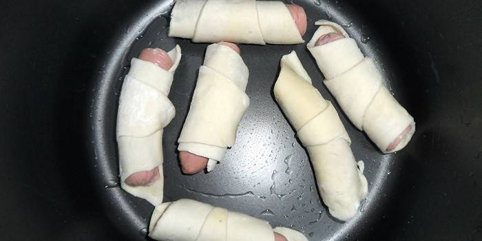 Kiełbaski w cieście multicooker