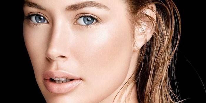 Nude Makeup