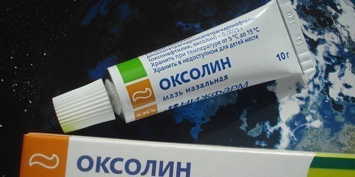 Ungüento antiviral oxolínico