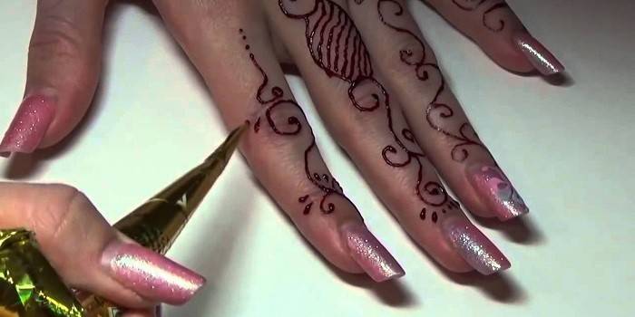 pintura de mão de henna indiana