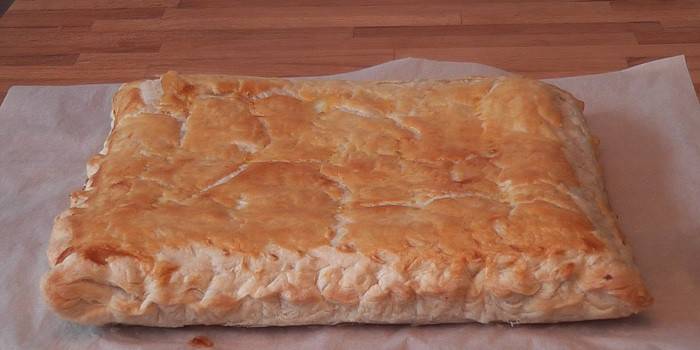Bolo de Massa Folhada Fechada