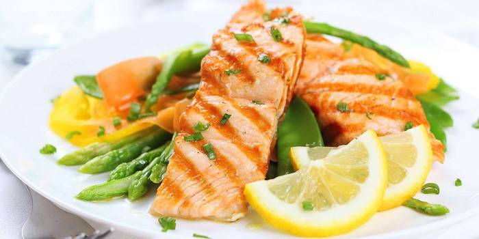Salmão, com, espargos