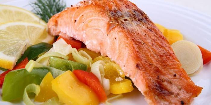 Guarnição de legumes para peixe