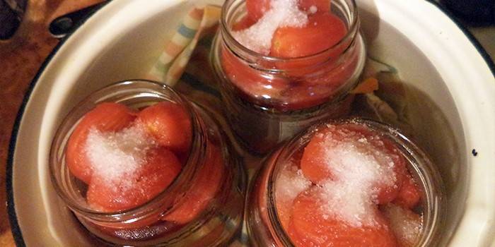 Preservação de Tomate com Esterilização