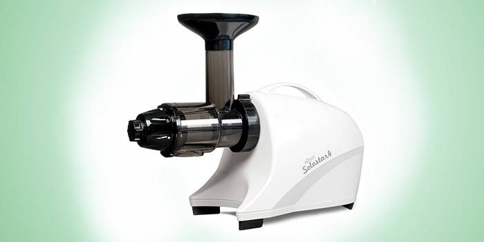 Horizontálny elektrický odšťavovač Tribest Solostar 4