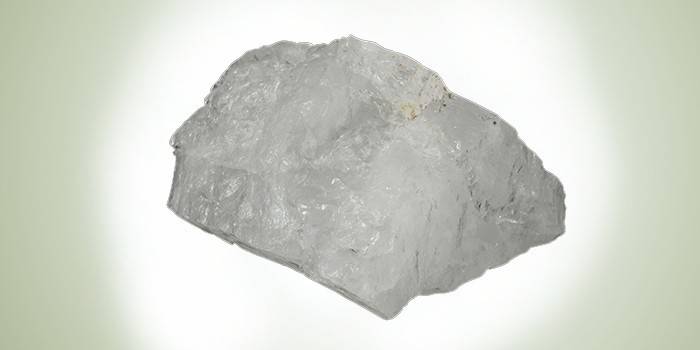 Biały kryształ kwarcu