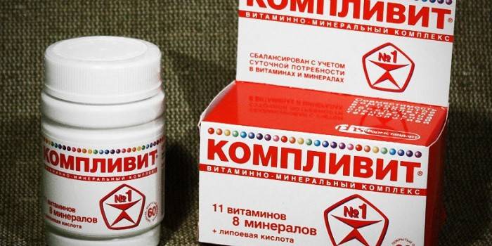 Komplikujte vitamínový a minerálny komplex v balení